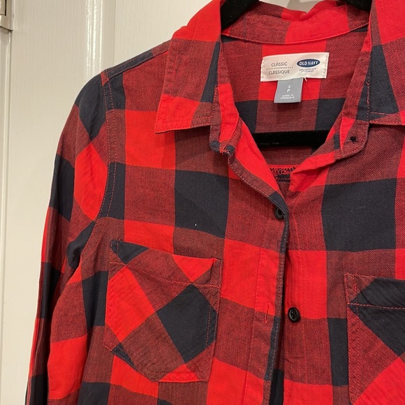 old navy button down - Picture 2 of 2